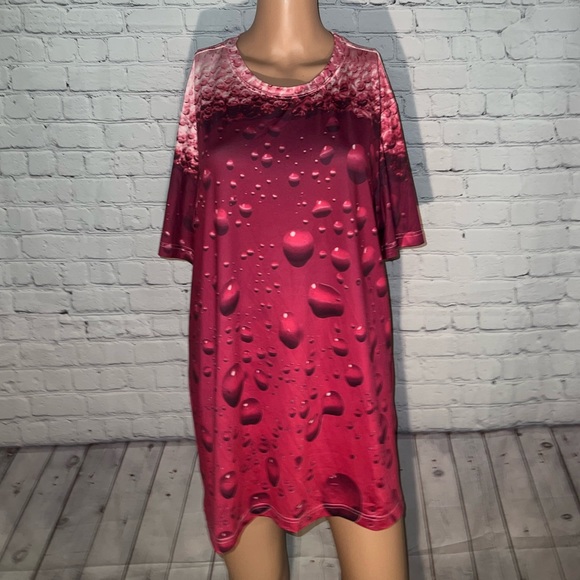 Other - Dark Purple / Pink Raindrop Shirt size M